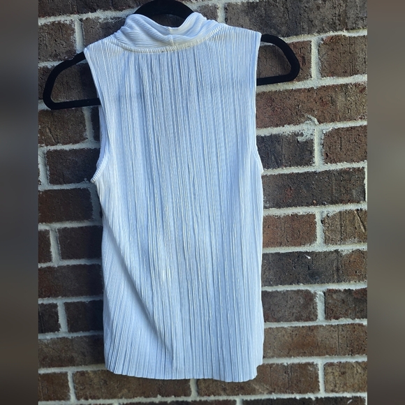 NWOT Express White Sleeveless Pleated Wrap Blouse - Picture 5 of 12